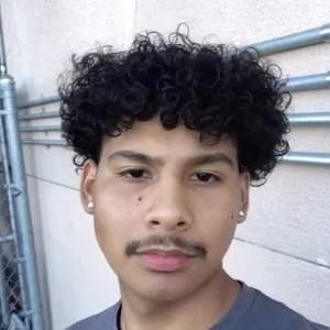 Meet your Posher, Elian